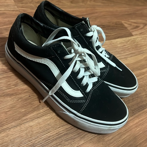 Women’s old skool vans - Picture 1 of 5